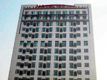 Motel 168 (Shijiazhuang New Square)