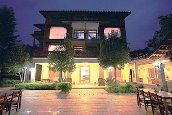 Riverside Retreat Hotel - Yangshuo
