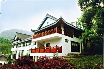 Mount Emei Flying tone Court Hotel