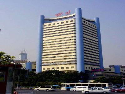 ในโซนของFutian  Shenzhen Sichuan Hotel