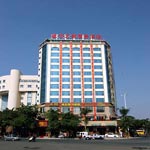 w strefie Chikan,  Zhanjiang city Home Business Hotel Chikan District