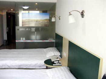 Motel 168 (Nanjing Jiangning Dong Mountain Walking Street Branch) (formerly Lantern Street) 