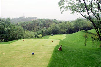 Nanjing Tang Shan Ziqing Lake Golf Ecological Tourism Resort 