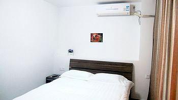 Nanchang Hongma Apartment Hotel