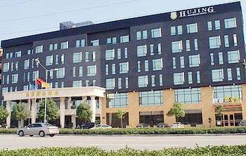 Nanchang Lake View Business Hotel