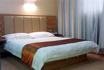 Super 8 Hotel (economic Ningwen Bus Terminal on the shop) 