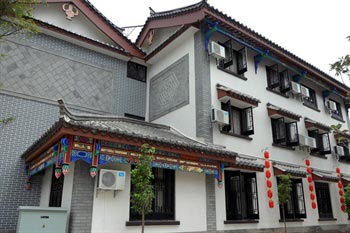 Chuxiong Deer Hotel