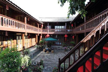 Lijiang Old Town Red Flower Inn