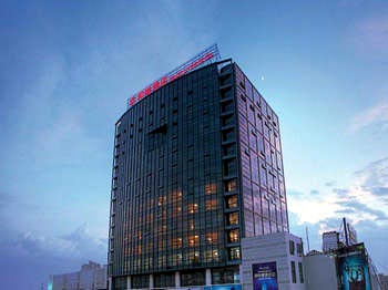 Tongxiang Heli Business Hotel